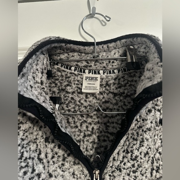 GUC- Victoria Secret Teddy Jacket - Picture 2 of 5